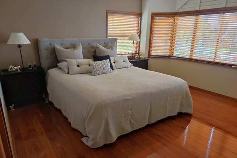 Photo of property in 1 Falmouth Street, Murrays Bay, Auckland, 0630