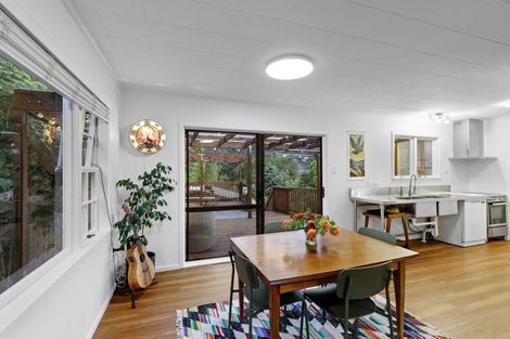 Photo of property in 53 Lowry Crescent, Stokes Valley, Lower Hutt, 5019