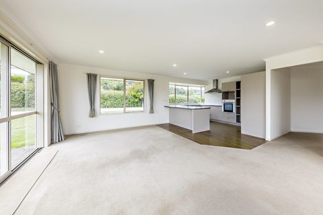 Photo of property in 57 Old Barn Road, Opaheke, Papakura, 2584