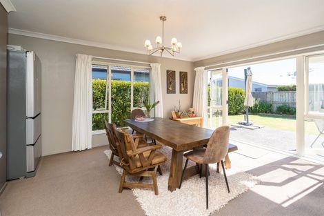 Photo of property in 15 Palliser Drive, Huntington, Hamilton, 3210