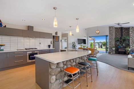 Photo of property in 79 Dunns Avenue, The Pines Beach, 7630