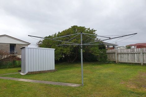 Photo of property in 3 Bellona Place, Cannons Creek, Porirua, 5024