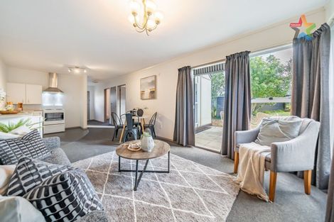 Photo of property in 6/17 Cedar Street, Maungaraki, Lower Hutt, 5010