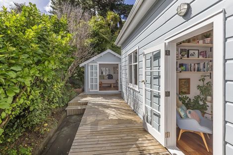 Photo of property in 31 Mornington Road, Brooklyn, Wellington, 6021