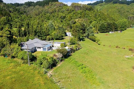 Photo of property in 30-36 Emerald Hills Road, Koputaroa, Levin, 5571