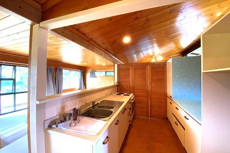 Photo of property in 43 Cheriton Road, Mellons Bay, Auckland, 2014