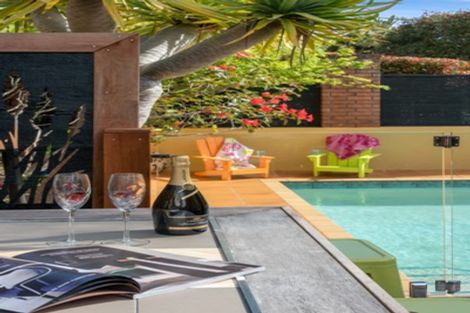 Photo of property in 7 Jandell Crescent, Bucklands Beach, Auckland, 2014