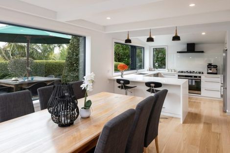 Photo of property in 14 Paparoa Road, Cockle Bay, Auckland, 2014