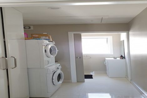 Photo of property in 1/113 Moorefield Road, Johnsonville, Wellington, 6037