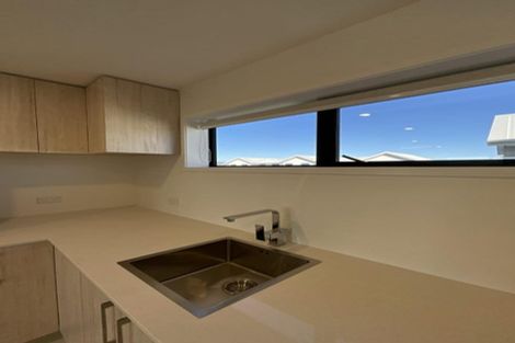 Photo of property in 3/231 Marine Parade, Seatoun, Wellington, 6022