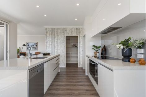 Photo of property in 1 Charlotte Drive, Omokoroa, 3114