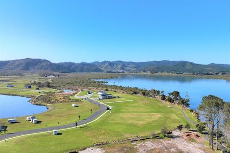 Photo of property in 10 Taniwha Place, Matarangi, 3592