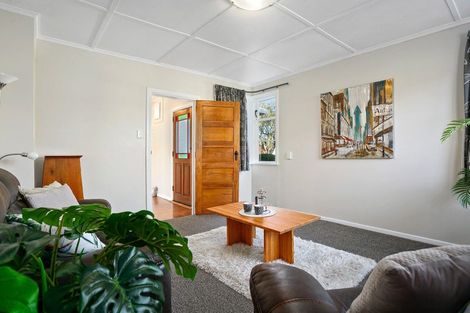 Photo of property in 52 Williams Street, Cambridge, 3434