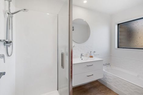 Photo of property in 2/2 Wakelin Place, Redwood, Christchurch, 8051