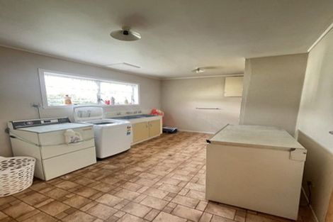 Photo of property in 21 Cameron Street, Papakura, 2110