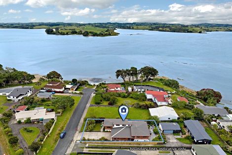 Photo of property in 4 Channel View Road, Clarks Beach, Pukekohe, 2679