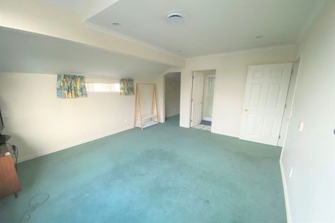 Photo of property in 27 Amesbury Drive, Churton Park, Wellington, 6037