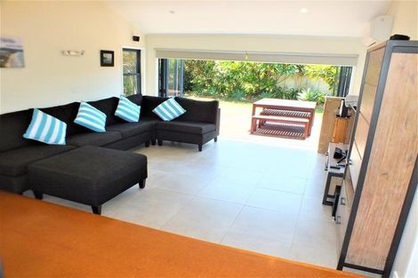Photo of property in 622 Matarangi Drive, Matarangi, Whitianga, 3592