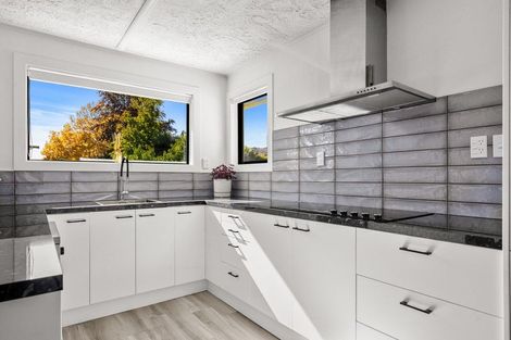 Photo of property in 8 Hart Place, Bridge Hill, Alexandra, 9320