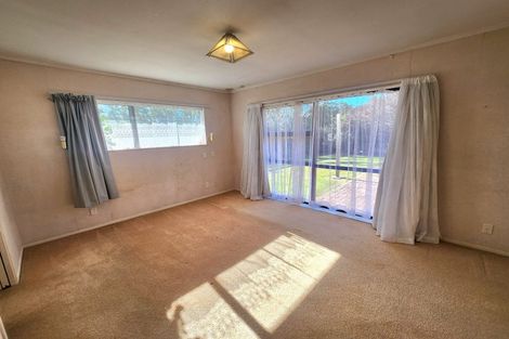 Photo of property in 35 Orangewood Drive, Northpark, Auckland, 2013