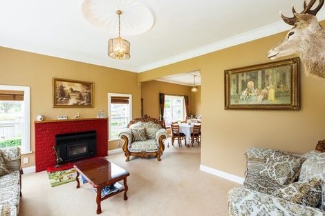 Photo of property in 163 West Street, Feilding, 4702