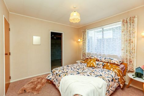 Photo of property in 2/13 Karamu Street, Strandon, New Plymouth, 4312