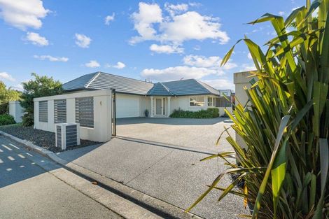 Photo of property in 4 Croftfield Place, Westmorland, Christchurch, 8025