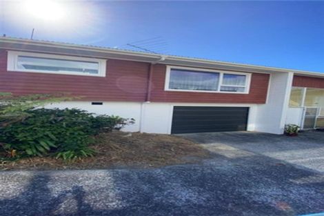 Photo of property in 1/32 Kowhai Road, Campbells Bay, Auckland, 0630
