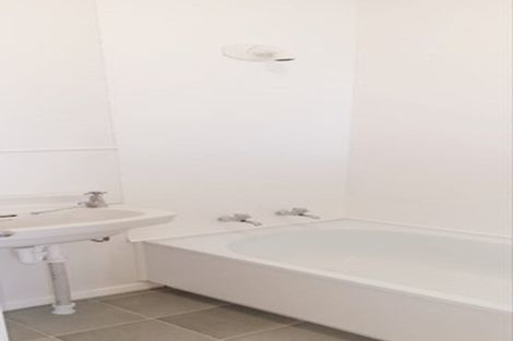 Photo of property in 4/14 Cornwall Road, Taradale, Napier, 4112