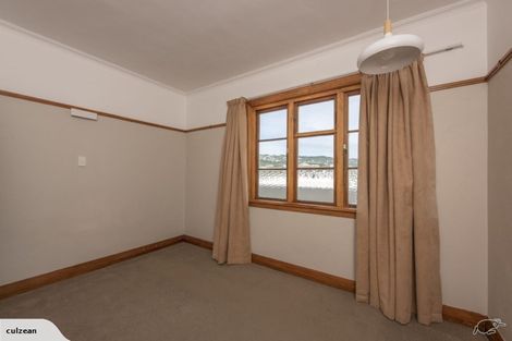 Photo of property in Ionian Flats, 123-125 Brougham Street, Mount Victoria, Wellington, 6011