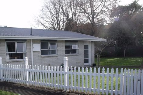 Photo of property in 3/8a Christie Crescent, Havelock North, 4130