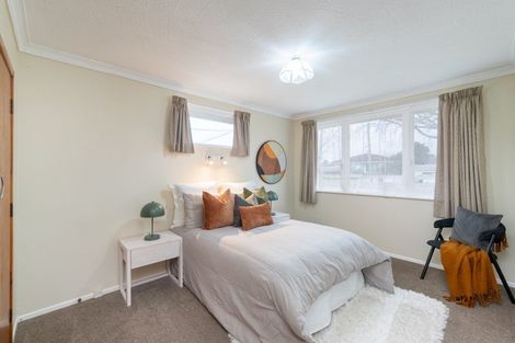 Photo of property in 15 Charles Street, Clouston Park, Upper Hutt, 5018