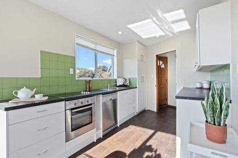 Photo of property in 24 Inverell Place, North New Brighton, Christchurch, 8083