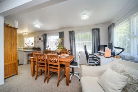 Photo of property in 84 Apollo Parade, Milson, Palmerston North, 4414
