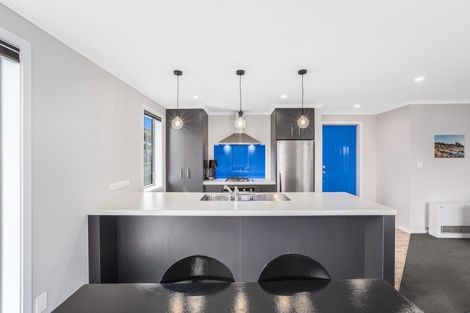 Photo of property in 13 Banks Boulevard, Whitby, Porirua, 5024