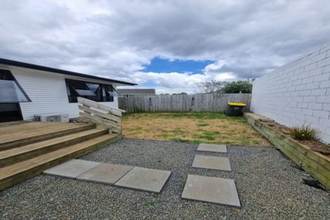 Photo of property in 2 Arnhem Place, Pukekohe, 2120