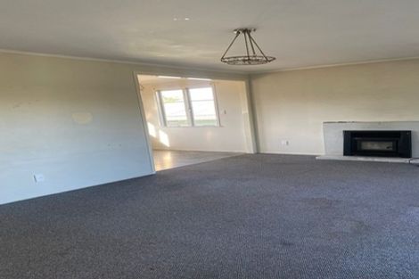 Photo of property in 40 Tahi Terrace, Glen Eden, Auckland, 0602