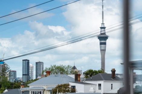 Photo of property in 1/6 Seymour Street, Saint Marys Bay, Auckland, 1011