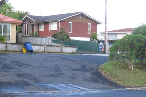 Photo of property in 40 Triangle Road, Massey, Auckland, 0614