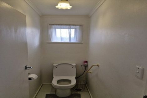 Photo of property in 119 Eskdale Road, Birkdale, Auckland, 0626