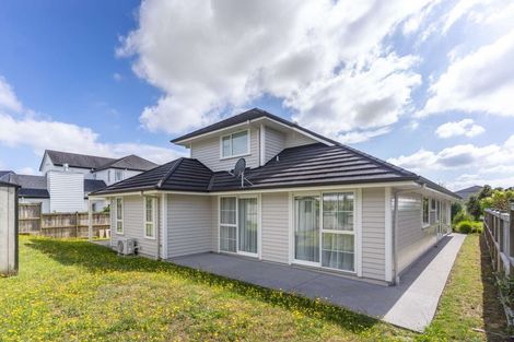 Photo of property in 71 Milano Boulevard, Karaka, Papakura, 2113