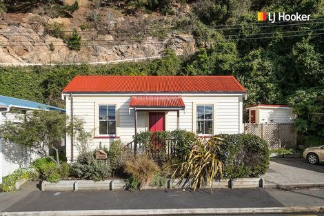 Photo of property in 5 Macandrew Road, Careys Bay, Port Chalmers, 9023