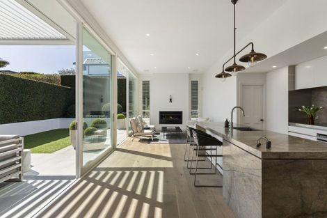 Photo of property in 39 Lawrence Street, Herne Bay, Auckland, 1011