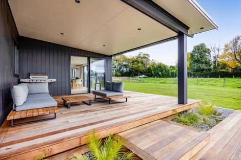 Photo of property in 66 Flint Road West, Stratford, 4332