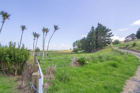 Photo of property in 3483 Kaipara Coast Highway, Glorit, Warkworth, 0984