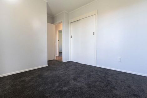 Photo of property in 16 Loasby Crescent, Newlands, Wellington, 6037