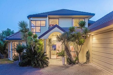 Photo of property in 62 Keywella Drive, Conifer Grove, Takanini, 2112