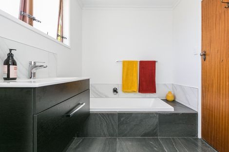 Photo of property in 503 Poplar Place, Akina, Hastings, 4122