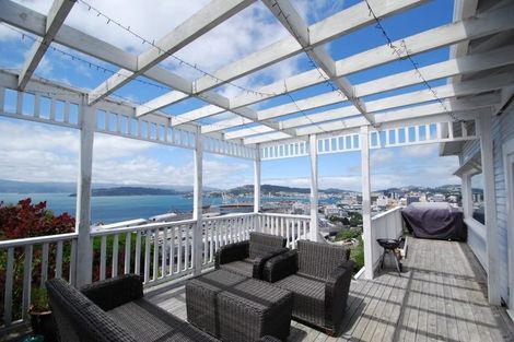 Photo of property in 4 Lower Watt Street, Wadestown, Wellington, 6012