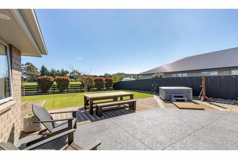 Photo of property in 25 Lancewood Way, Rangiora, 7400